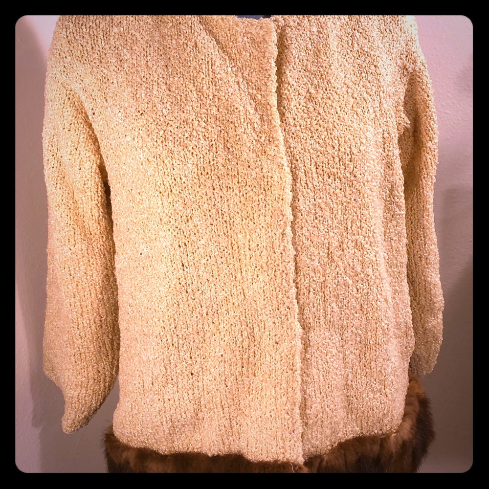 VTG knit cardigan sweater trimmed with fur